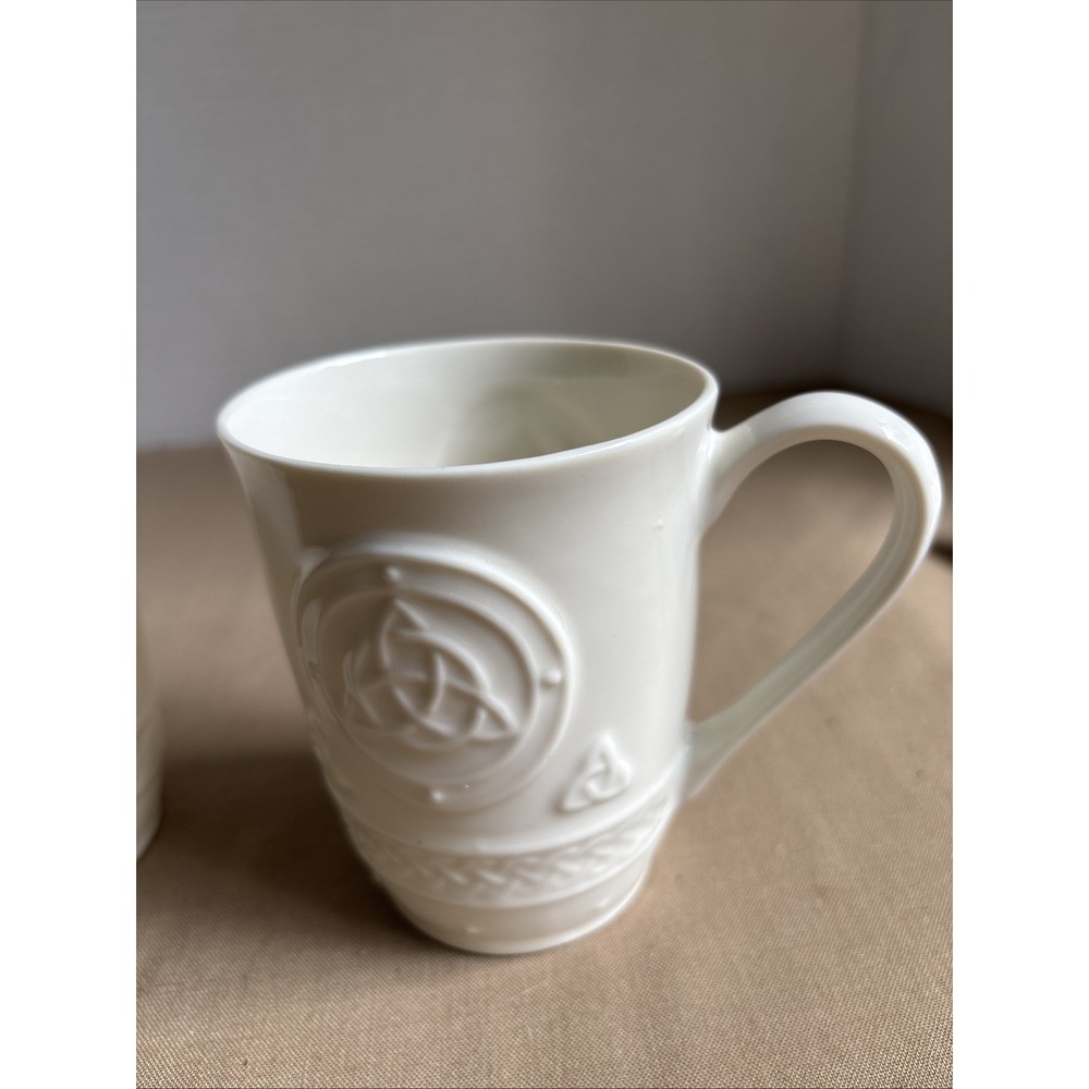 Belleek Ireland 2 Mugs Irish Coffee Cups Porcelain Celtic Irish Knot Ivory Color - Picture 3 of 8